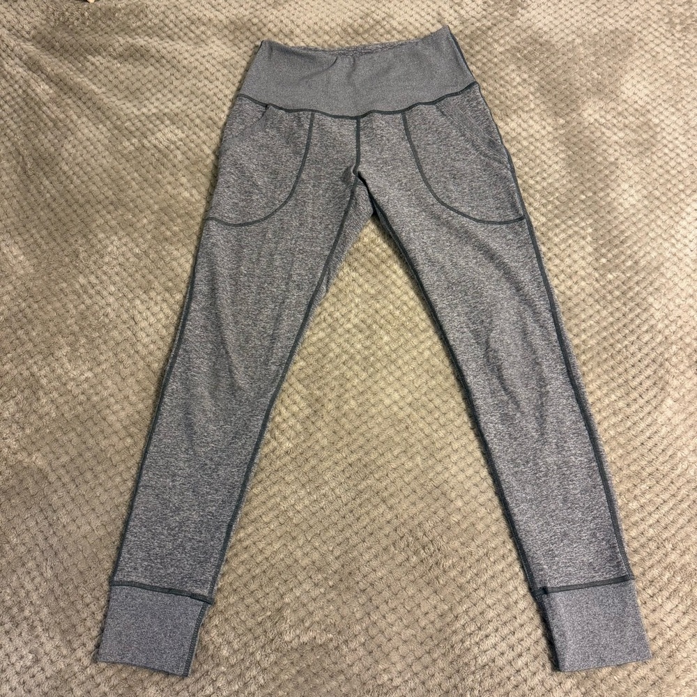 Zella - High Rise 7/8 Leggings with Pockets